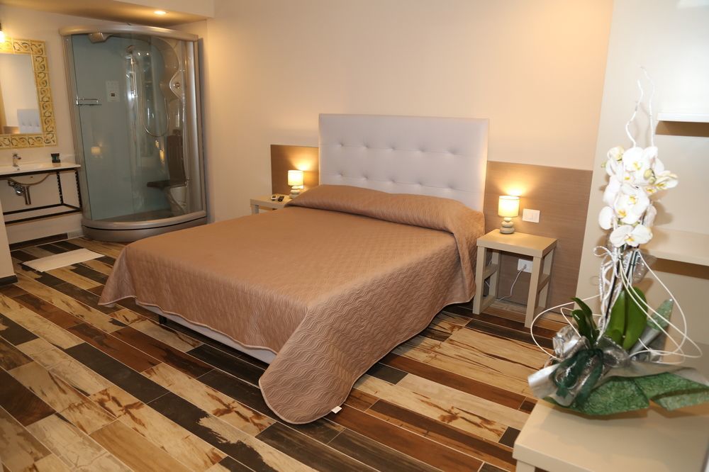 Don Ugo Luxury Rooms Tropea Exterior foto